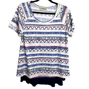 Callie Mac light sweater top w / flowing back.  Size: Medium
